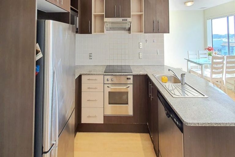 Photo of property in 5a/17 Crown Lynn Place, New Lynn, Auckland, 0600