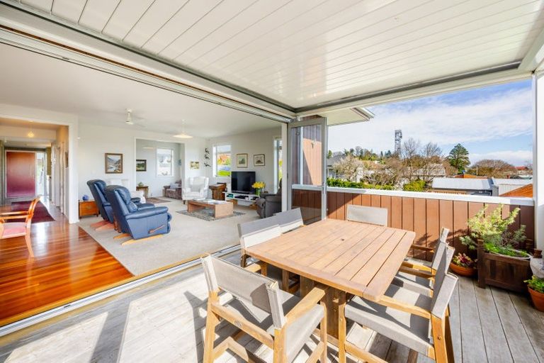 Photo of property in 10 Bedford Terrace, Waipukurau, 4200