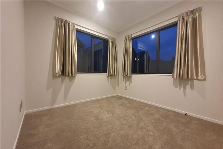 Photo of property in 33 Okawa Avenue, Papakura, 2110