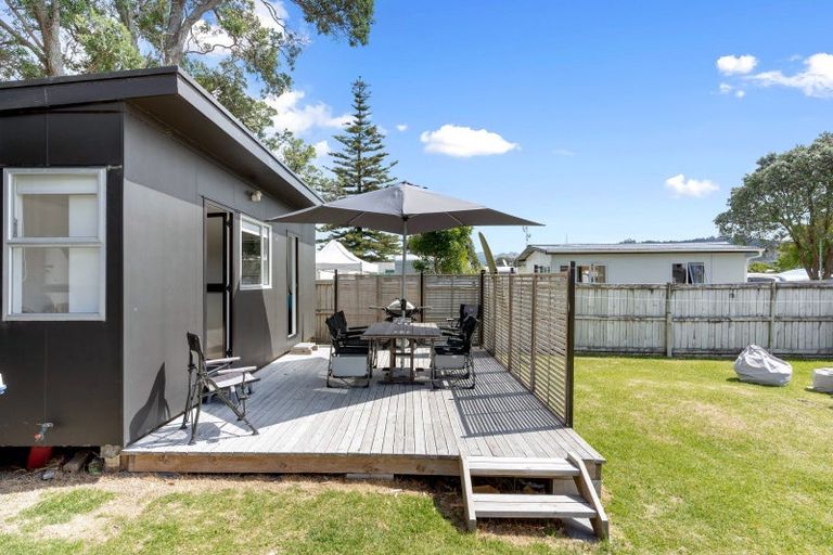 Photo of property in 128 Diana Avenue, Whangamata, 3620