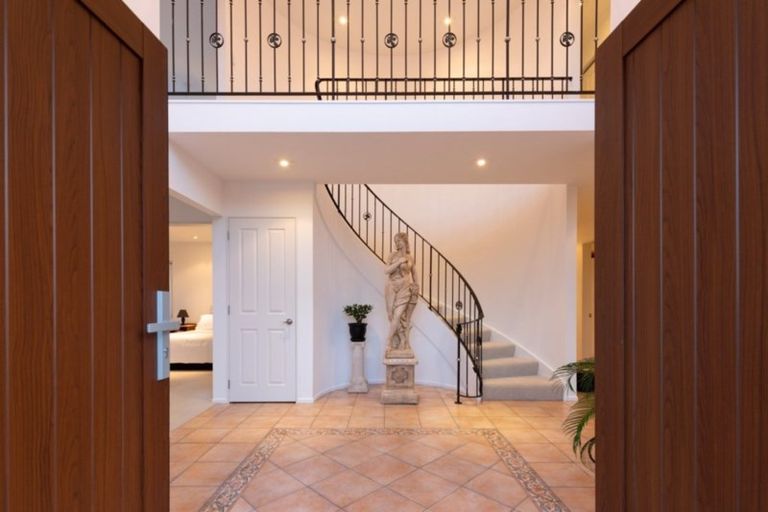 Photo of property in 126a Marine Parade, Mount Maunganui, 3116