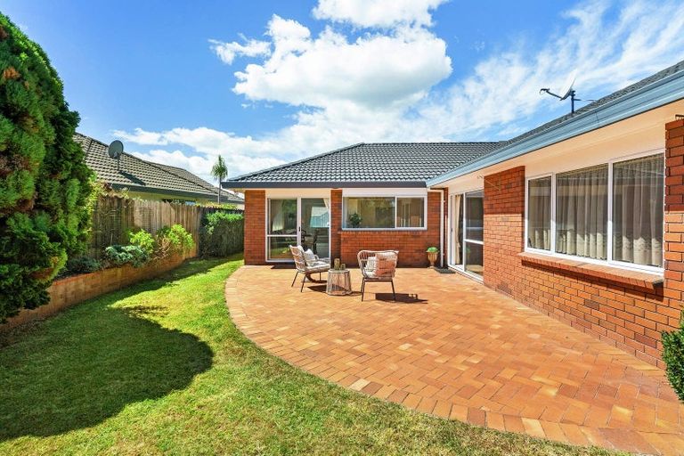 Photo of property in 10 Yarlside Place, Northpark, Auckland, 2013