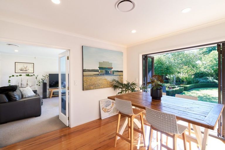 Photo of property in 11a Bowling Road, Greenmeadows, Napier, 4112