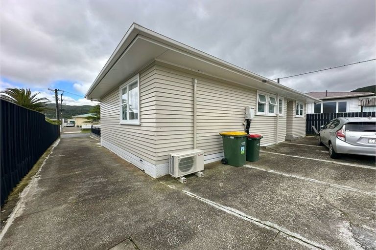 Photo of property in 14 Ruthven Road, Wainuiomata, Lower Hutt, 5014