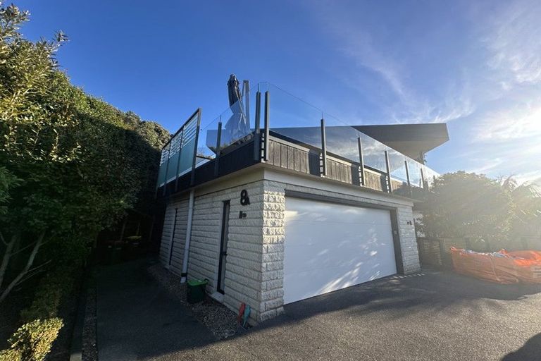 Photo of property in 8a Taumata Road, Castor Bay, Auckland, 0620