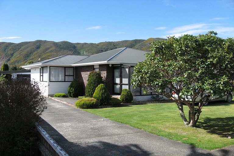 Photo of property in 16 Westminster Road, Wainuiomata, Lower Hutt, 5014
