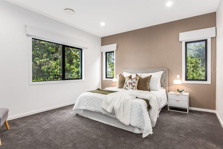 Photo of property in 77 Paremata Road, Paremata, Porirua, 5024