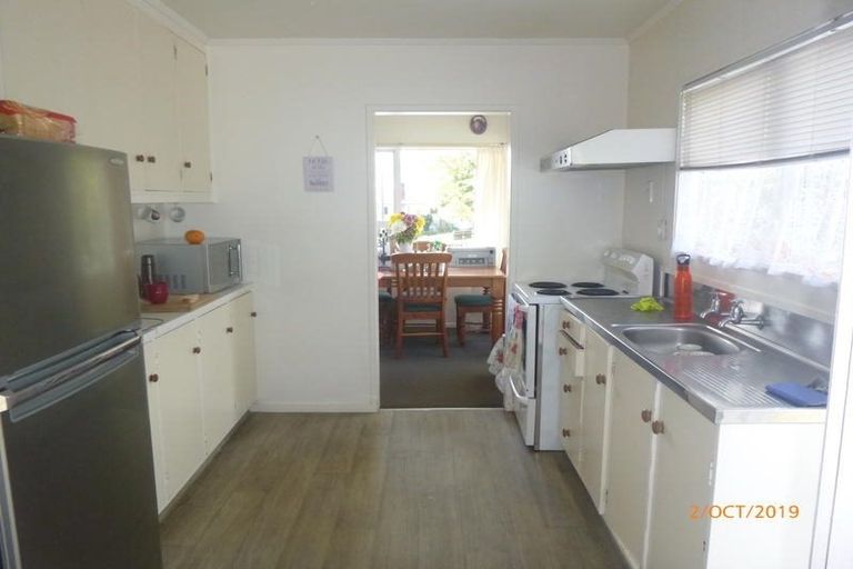 Photo of property in 5 Triangle Road, Massey, Auckland, 0614