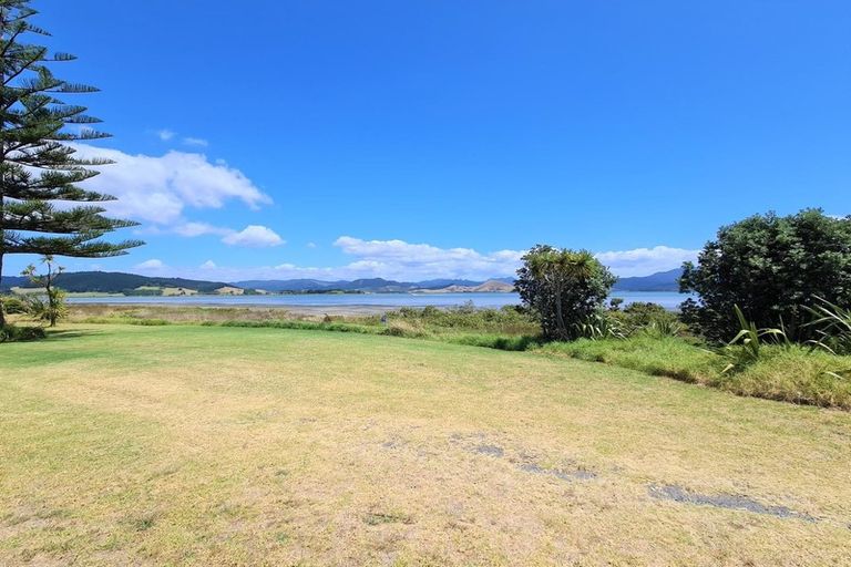 Photo of property in 111 Kelly Jade Avenue, Matarangi, Whitianga, 3592