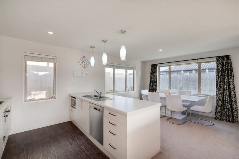 Photo of property in 30 El Alamein Avenue, Rangiora, 7400