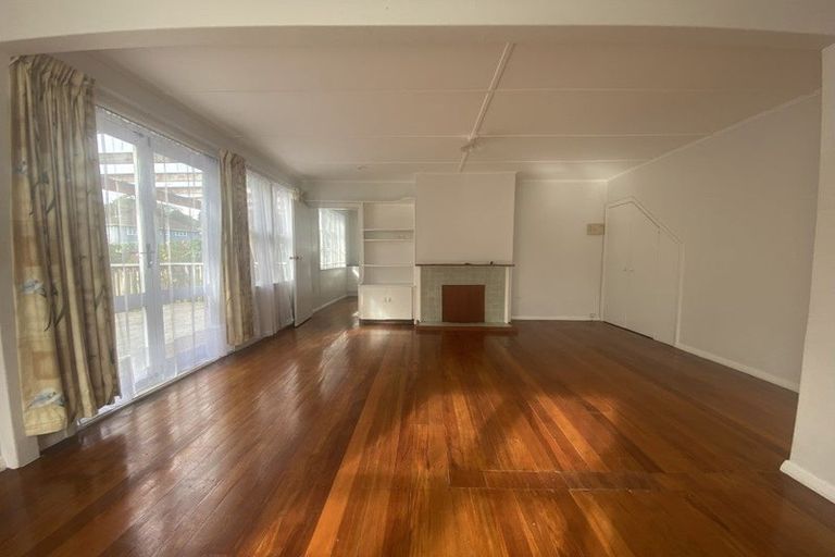 Photo of property in 54 Mungavin Avenue, Ranui, Porirua, 5024