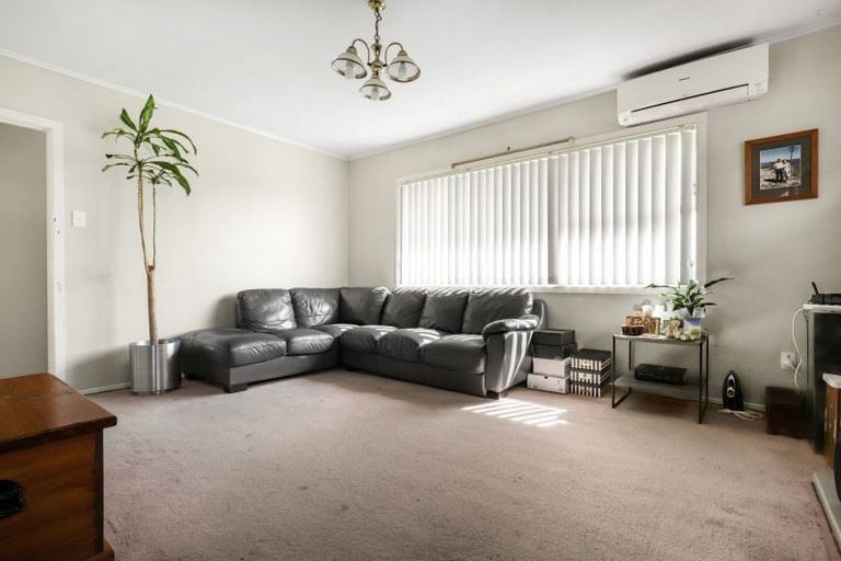 Photo of property in 38 Cheviot Street, Mangere East, Auckland, 2024