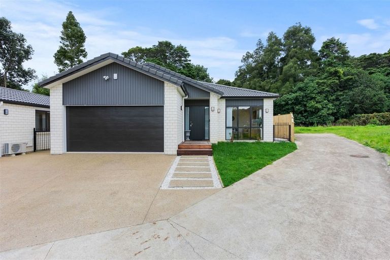 Photo of property in 3c Scenic Drive, Hillpark, Auckland, 2102