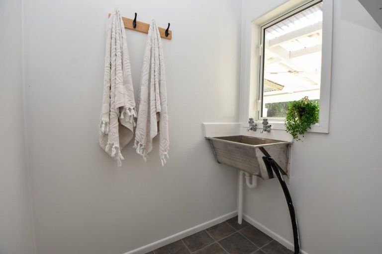 Photo of property in 28 Andersons Line, Clareville, Carterton, 5713