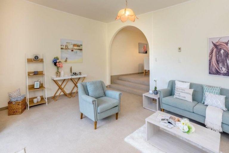 Photo of property in 88 Winara Avenue, Waikanae, 5036