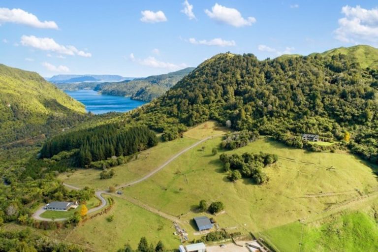 Photo of property in 1064a Tarawera Road, Lake Tarawera, Rotorua, 3076