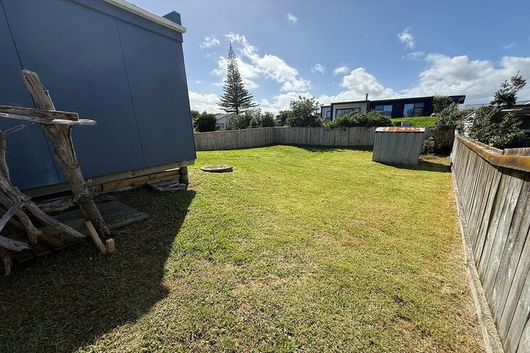 Photo of property in 22 Babbacombe Avenue, Otaki Beach, Otaki, 5512