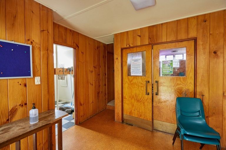 Photo of property in 90 Monorgan Road, Strathmore Park, Wellington, 6022