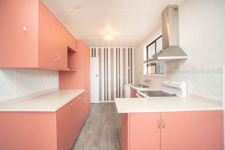 Photo of property in 24 Drake Street, Awapuni, Palmerston North, 4412