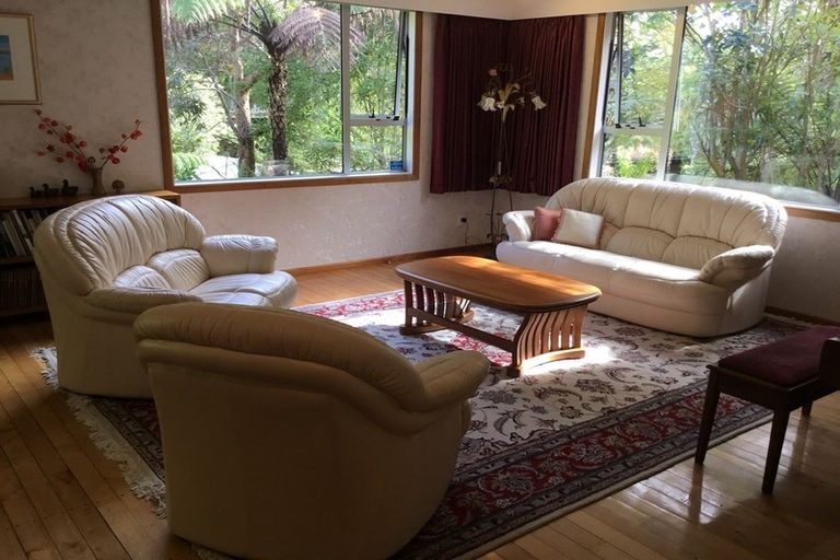 Photo of property in 25 Wyndham Road, Pinehaven, Upper Hutt, 5019