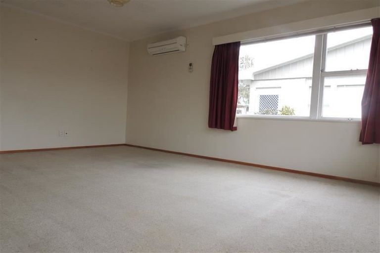 Photo of property in 3/39 Middle Road, Havelock North, 4130