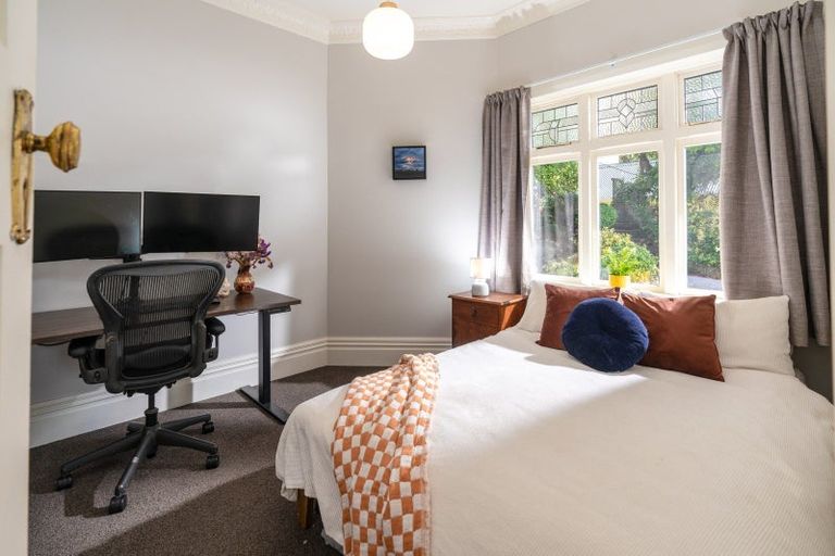 Photo of property in 63 Grafton Road, Roseneath, Wellington, 6011