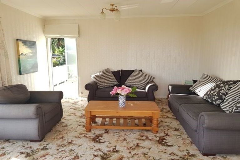 Photo of property in 5a Te Mara Place, Merrilands, New Plymouth, 4312