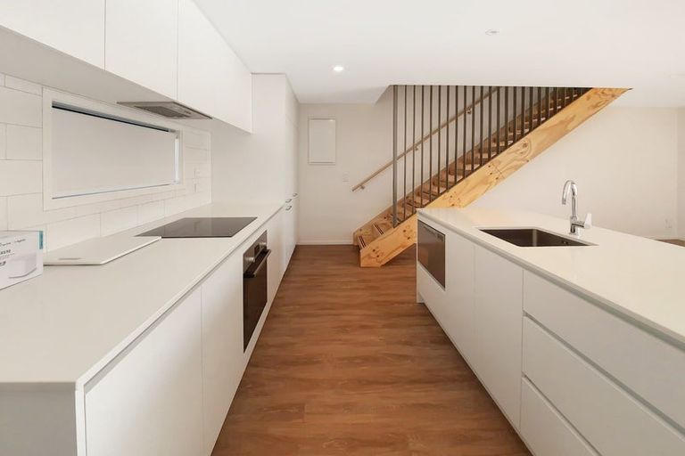 Photo of property in 5/45 Division Street, Riccarton, Christchurch, 8041