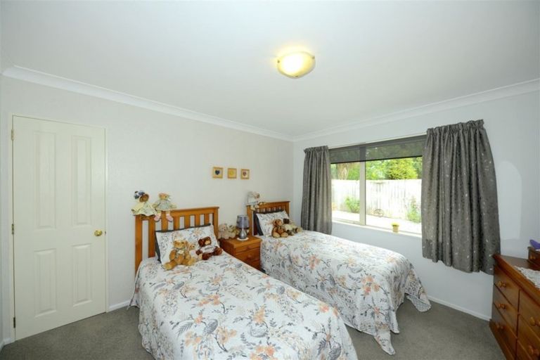 Photo of property in 36 Merrin Street, Avonhead, Christchurch, 8042