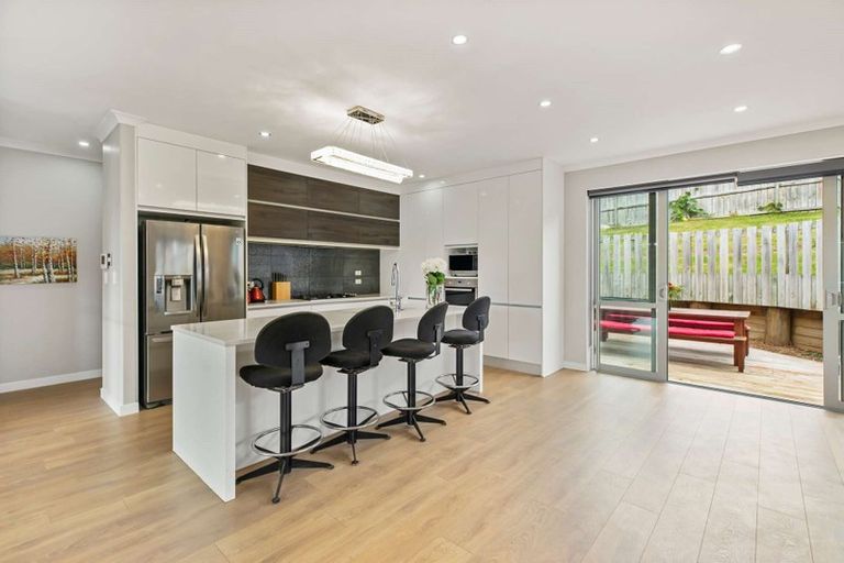 Photo of property in 9 Korihi Drive, Swanson, Auckland, 0614