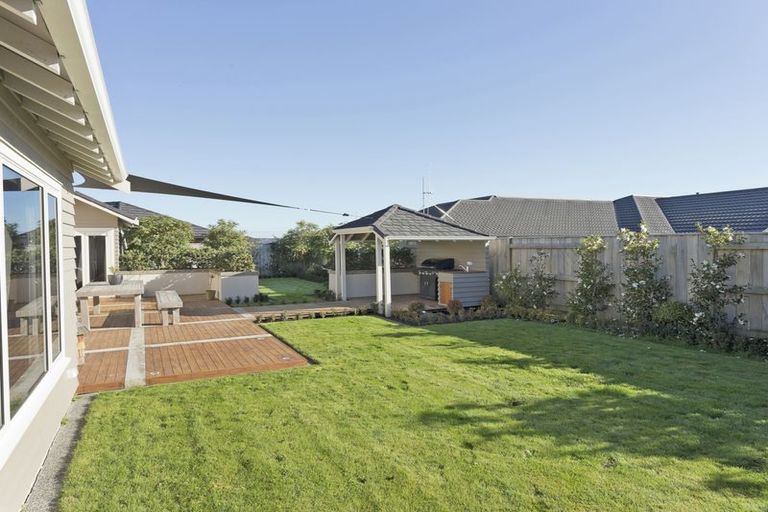 Photo of property in 38 Winston Avenue, Hokowhitu, Palmerston North, 4410
