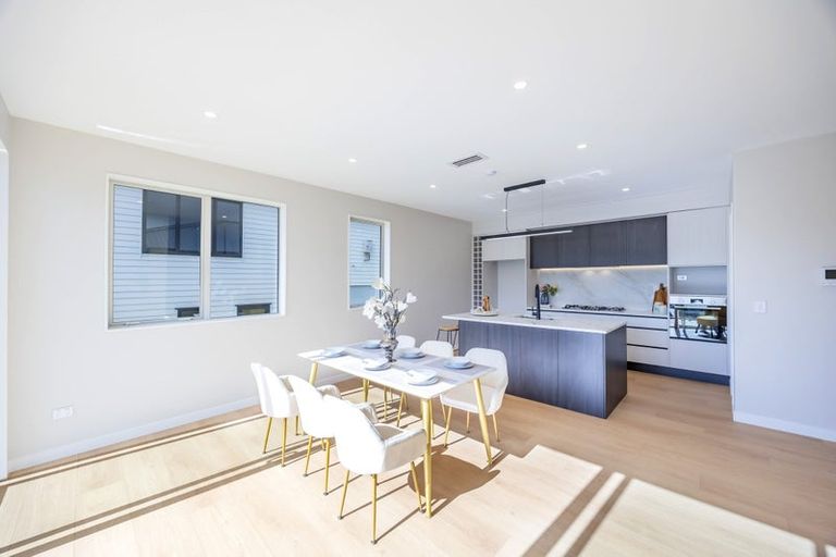 Photo of property in 261 West Hoe Heights, Orewa, 0931