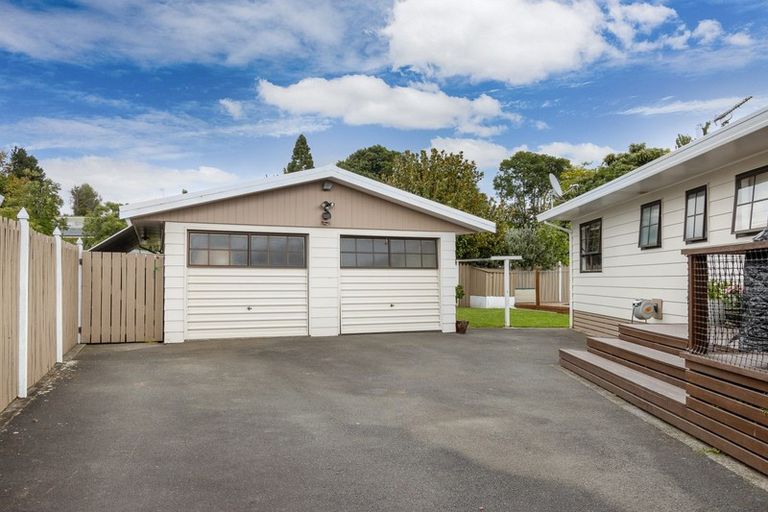 Photo of property in 29 Sheridan Crescent, Leamington, Cambridge, 3432