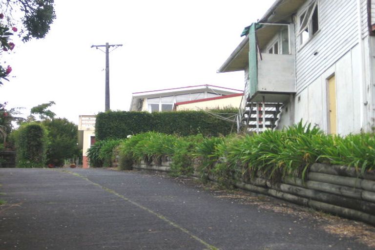 Photo of property in 37 Archers Road, Hillcrest, Auckland, 0629