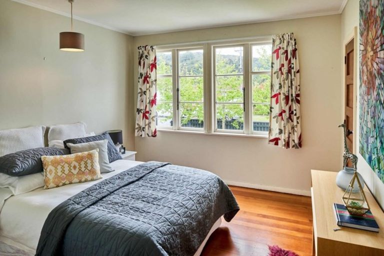 Photo of property in 11 Toomath Street, Naenae, Lower Hutt, 5011