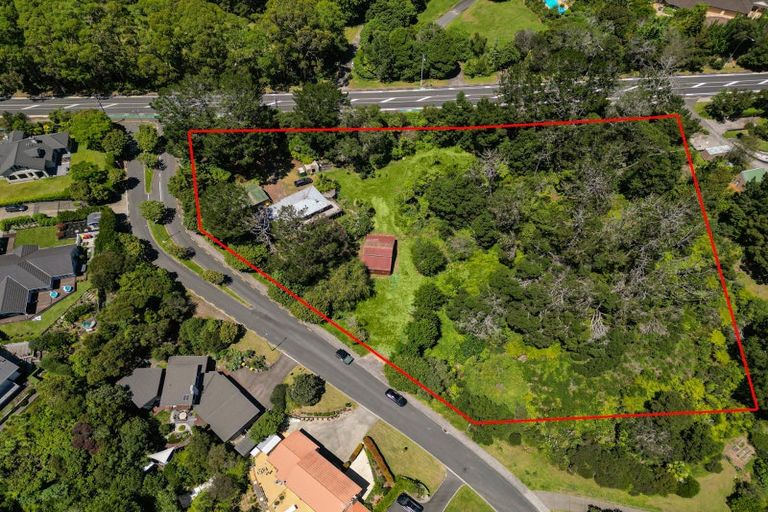 Photo of property in 114 Upper Drive, Greenhithe, Auckland, 0632