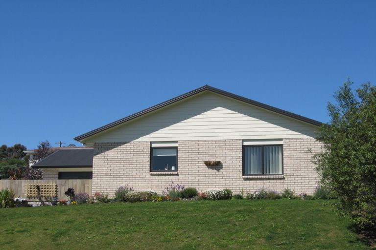 Photo of property in 8 Totara Terrace, Huntly, 3700