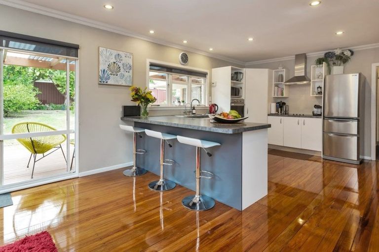 Photo of property in 15 Tarewa Road, Morningside, Whangarei, 0110