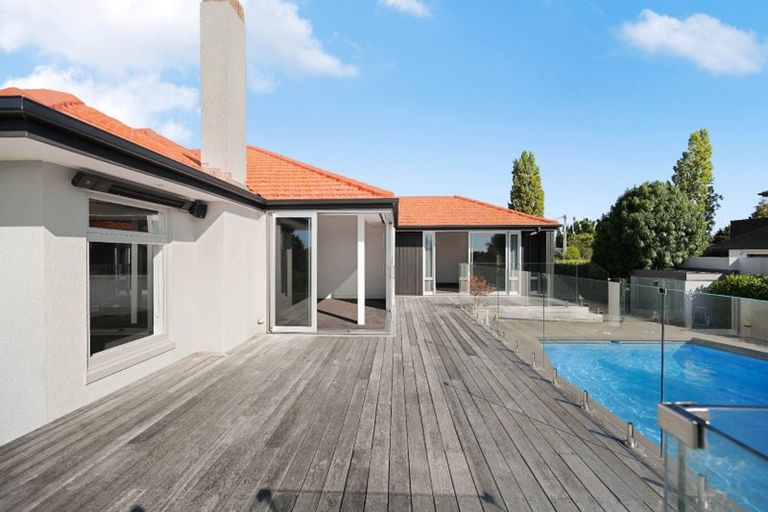 Photo of property in 18 Minchin Crescent, St Andrews, Hamilton, 3200