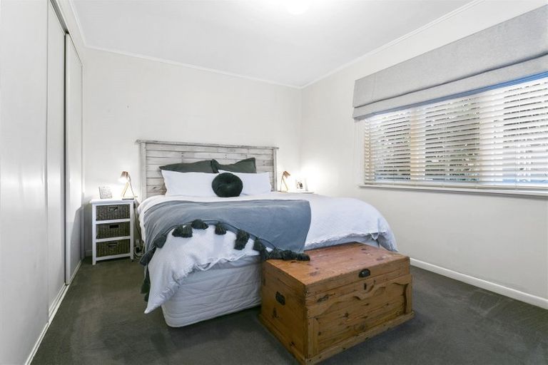 Photo of property in 1/105 Nile Road, Milford, Auckland, 0620