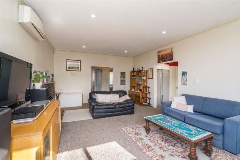 Photo of property in 47 Barnes Drive, Caversham, Dunedin, 9011