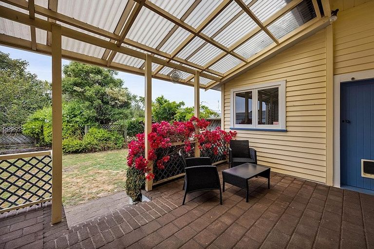 Photo of property in 2 Morrissey Street, Hawera, 4610