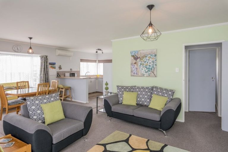 Photo of property in 73 Liverpool Street, Levin, 5510