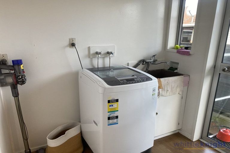 Photo of property in 2/19 Salford Avenue, Redwood, Christchurch, 8051