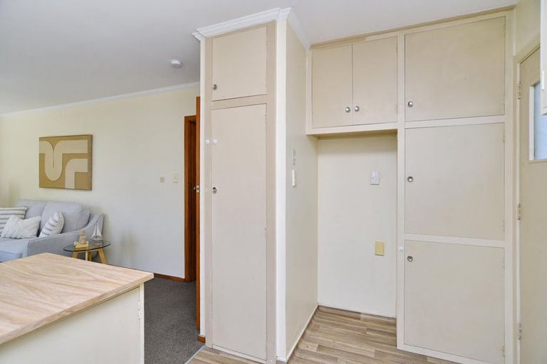 Photo of property in 2/36 Blakehall Place, Spreydon, Christchurch, 8024