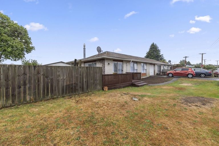 Photo of property in 24 Haumoana Street, Koutu, Rotorua, 3010