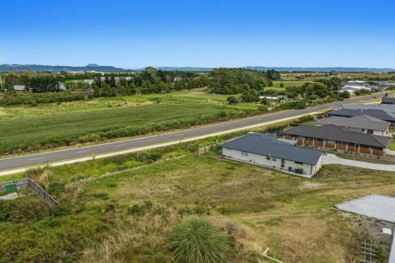 Photo of property in 12 Karanema Place, Coastlands, Whakatane, 3120