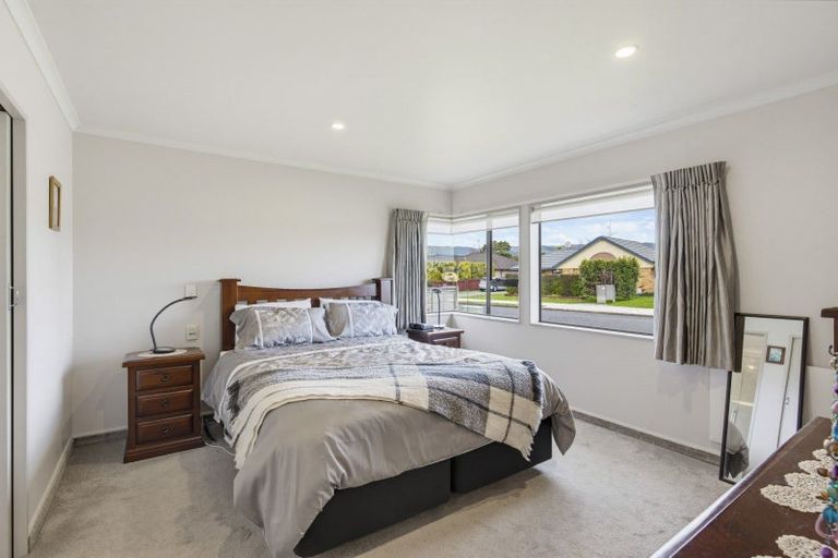 Photo of property in 14 Sunburst Court, Paraparaumu Beach, Paraparaumu, 5032