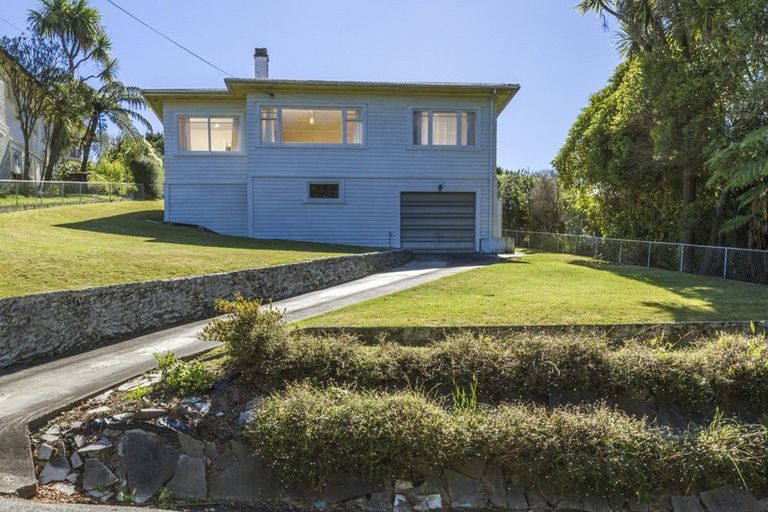 Photo of property in 207 Hampden Terrace, Nelson South, Nelson, 7010