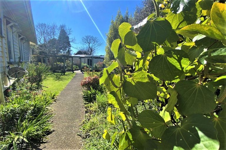 Photo of property in 85 South Road, Manaia, 4612